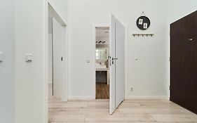 Architektow Avenue Apartment Free Parking By Noclegi Renters